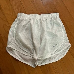 White nike shorts
